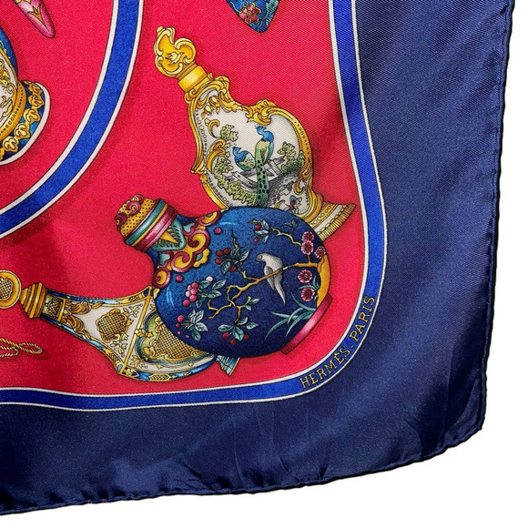 Hermès HERMES Silk Scarf 90cm Qu Importe Le Flacon  Blue Scarf 35" - Picture 5 of 16
